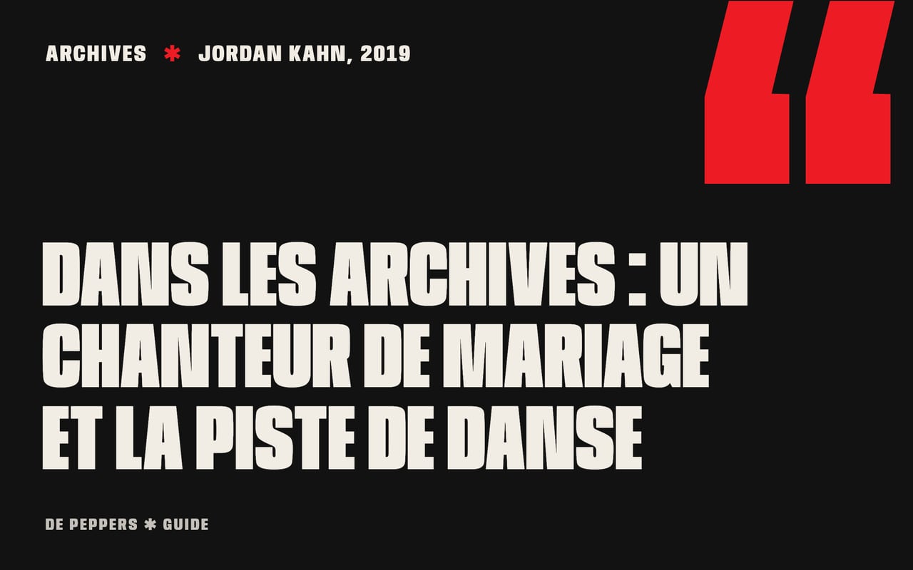En-tête façon affiche avec des guillemets et le texte Dans les archives